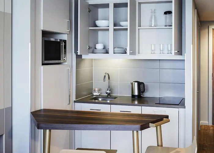 Aparthotel Adagio Edinburgh Royal Mile